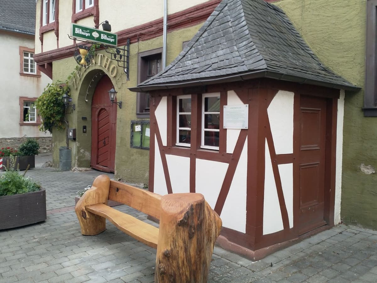 Das wahrscheinlich kleinste Waagenmuseum Deutschlands , Oberstraße 65399 Kiiedrich