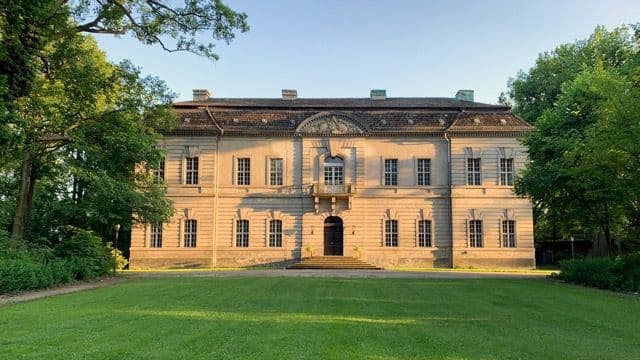Vorderansicht Schloss Kossenblatt