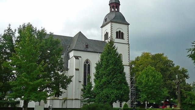 Stifts- und Pfarrkirche St. Peter