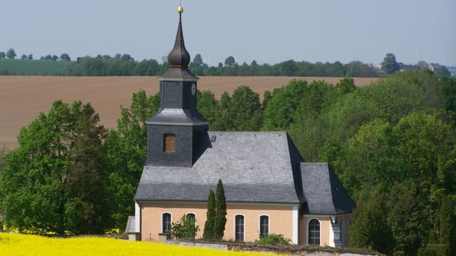 Ev.-Luth. Dorfkirche Knobelsdorf