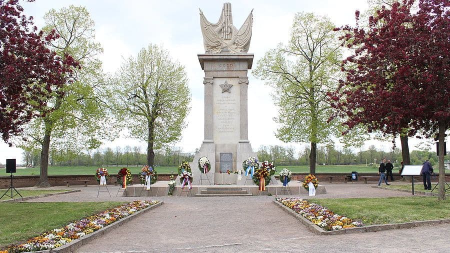 Denkmal der Begegnung