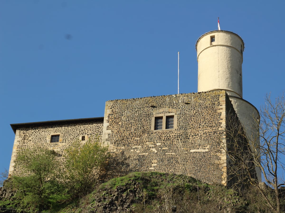 Felsburg