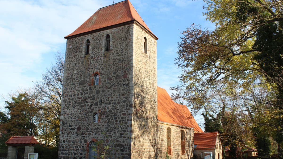 Feldsteinkirche Rehfelde-Dorf