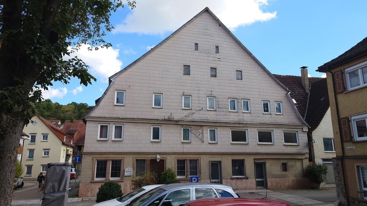 Ansicht im derzeitigen Zustand vor der Sanierung