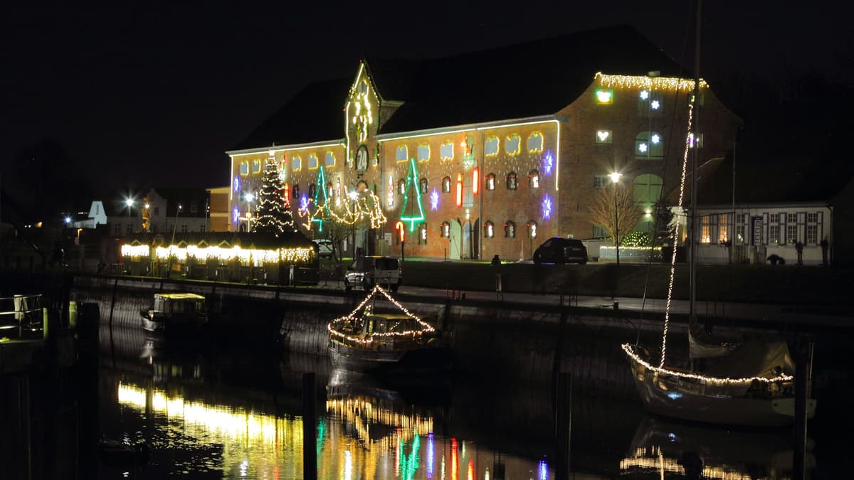 Weihnachtliches Packhaus