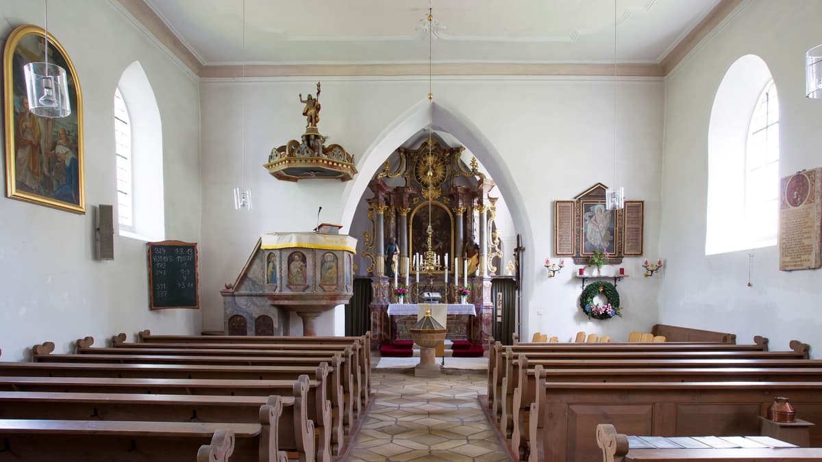 Innenansicht Nikolauskirche Kohlberg