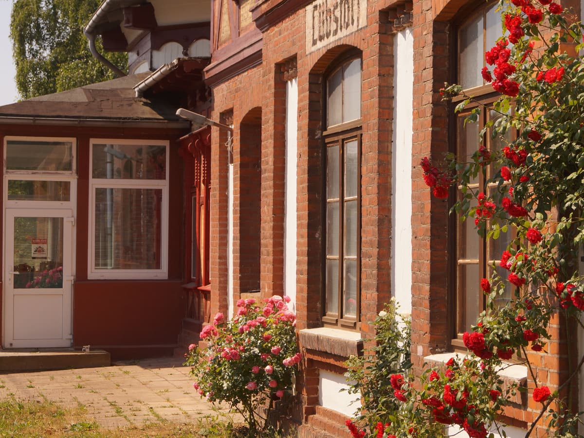 Ansicht Bahnhof Gleisseite