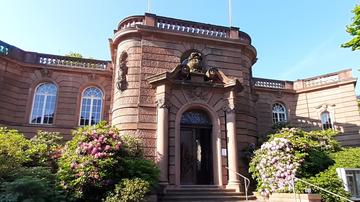 Der Heylshof, Stadtseite