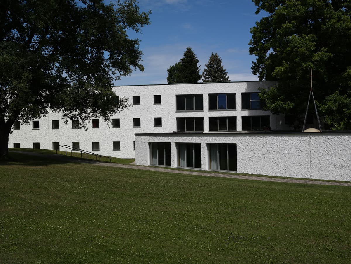 Exerzitienhaus Westbau