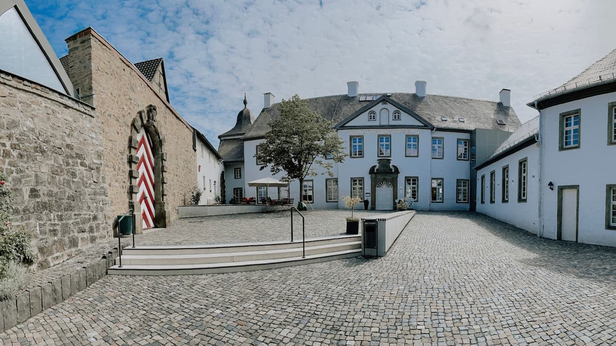 Der Landsberger Hof mit dem Museumshof