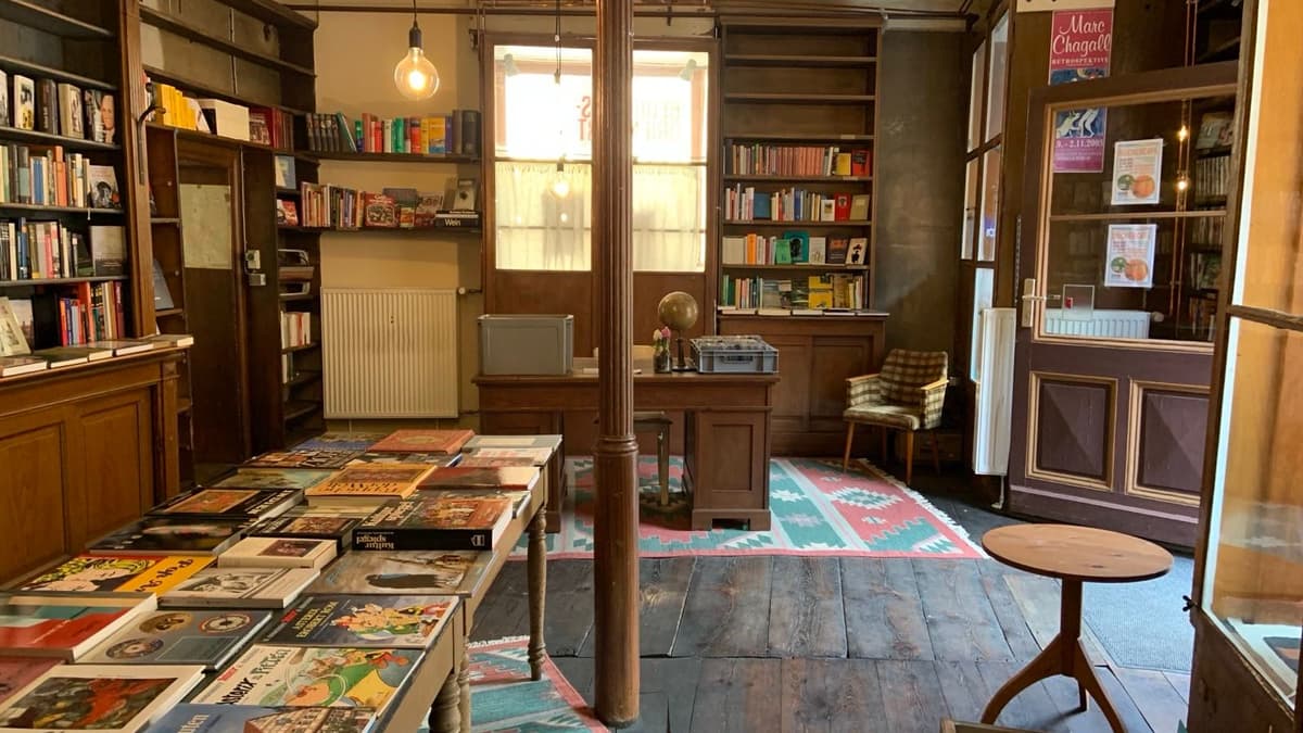 Ehemalige Buchhandlung aktuell von innen
