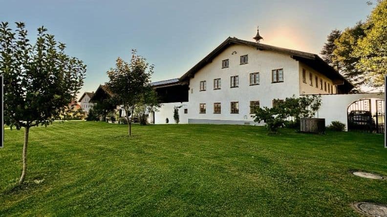Hof von Nordost