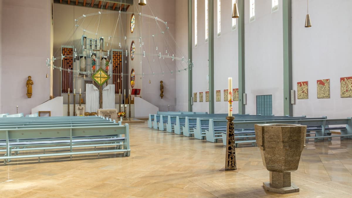 St. Elisabeth, innen