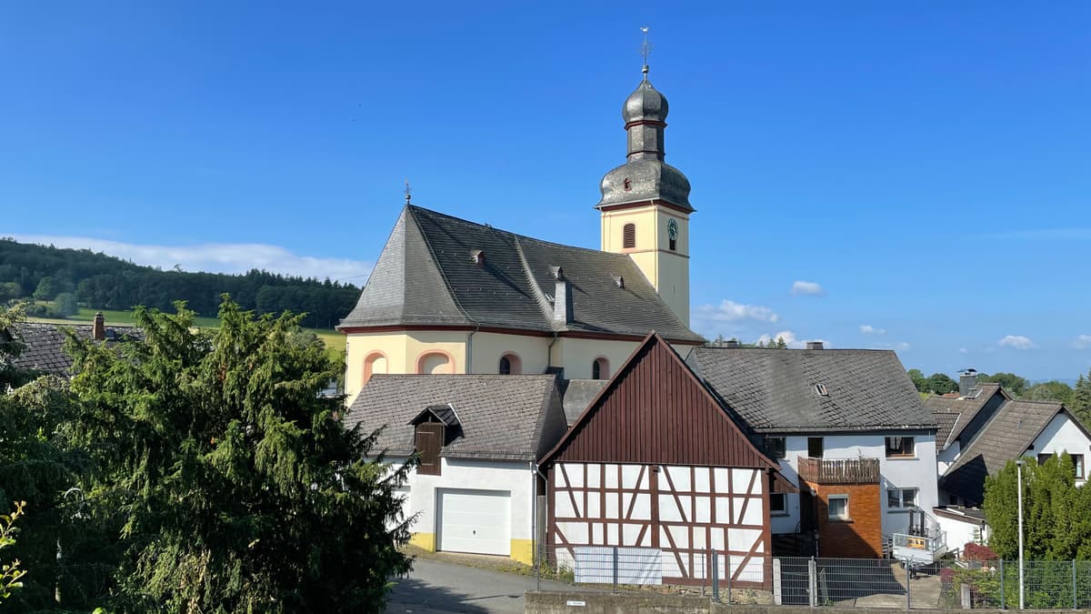 St. Nikolaus-Kirche in Haintchen