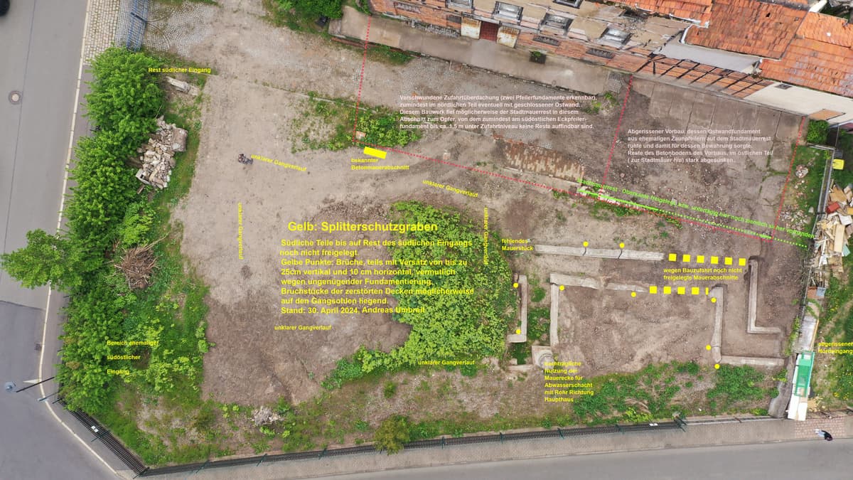 Teilweise Freilegungen Stadtmauerrest und Deckungsgraben 2. Weltkrieg