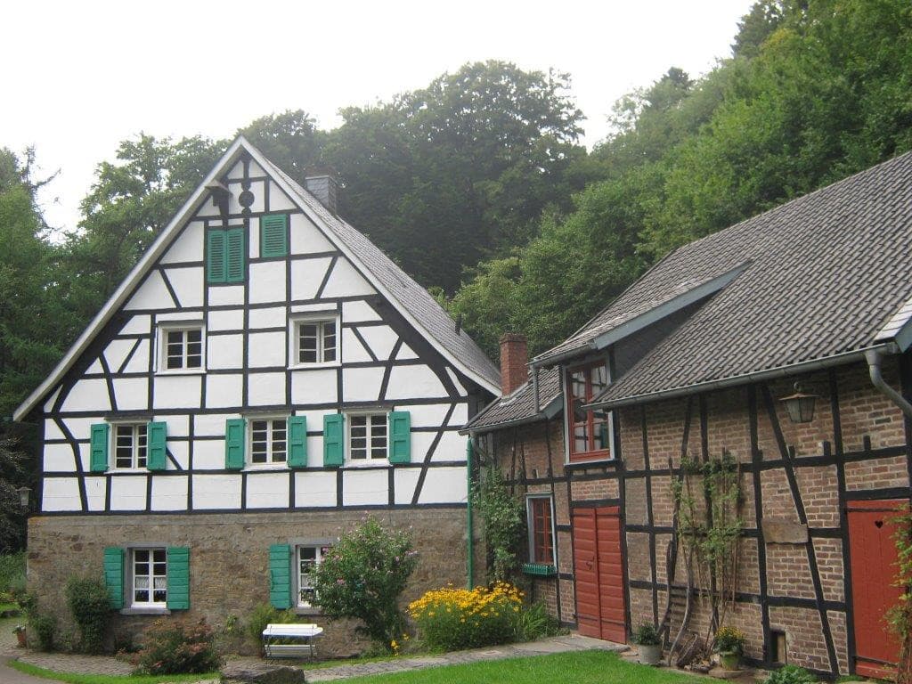Lambertsmühle im Frühling