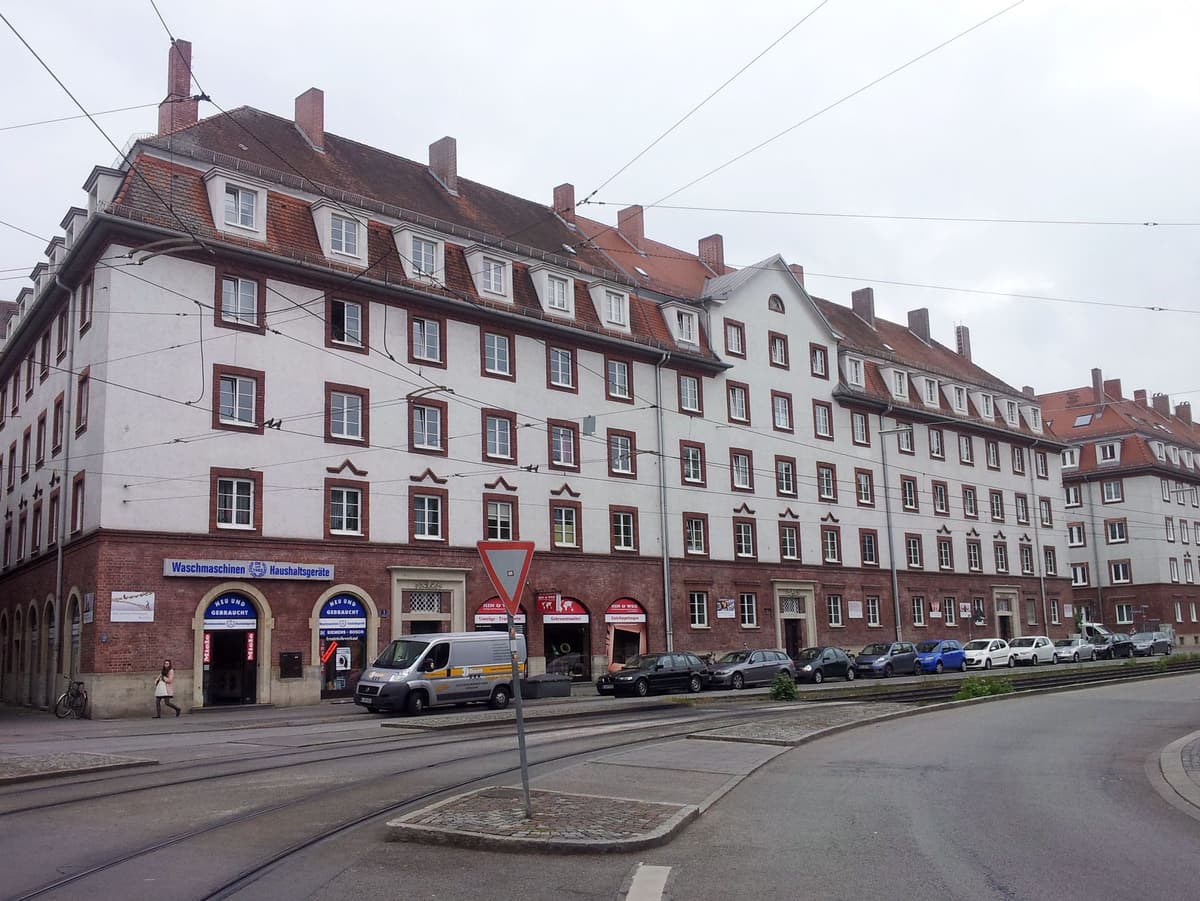 Ansicht von der Agnes-Bernauer-Straße
