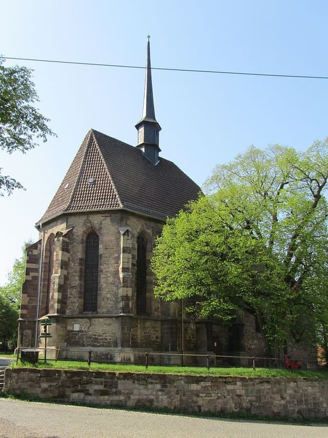Kirche St. Peter Lobeda