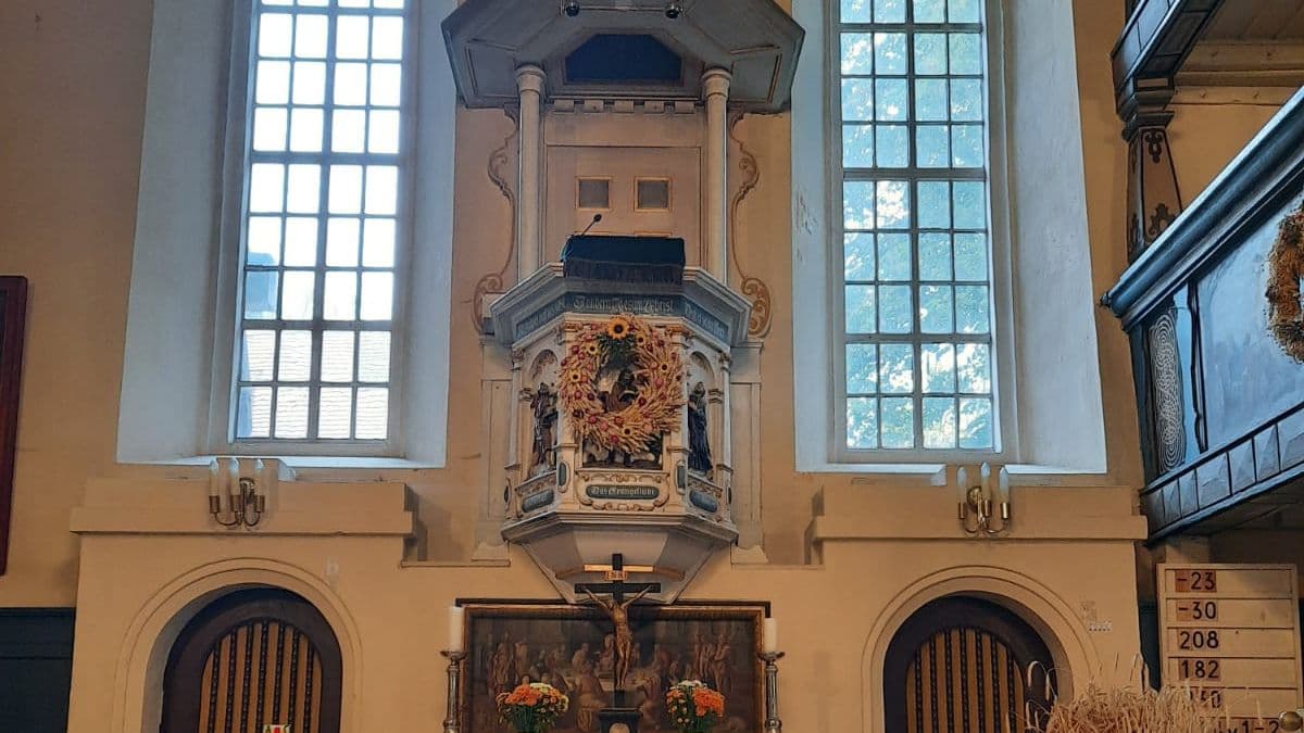 Altar Pastor Roller Kirche zu Lausa