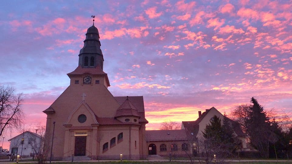 Abendansicht Altscherbitzer Kirche