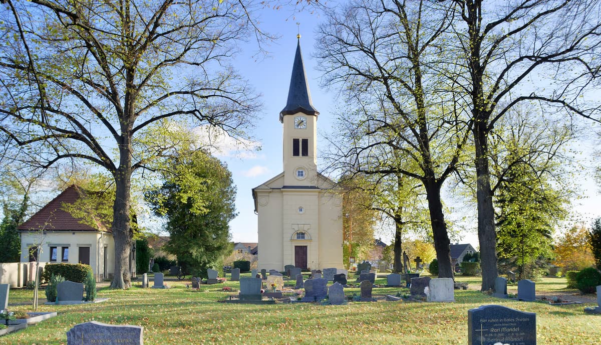 Kirche Niederau Vorderansicht