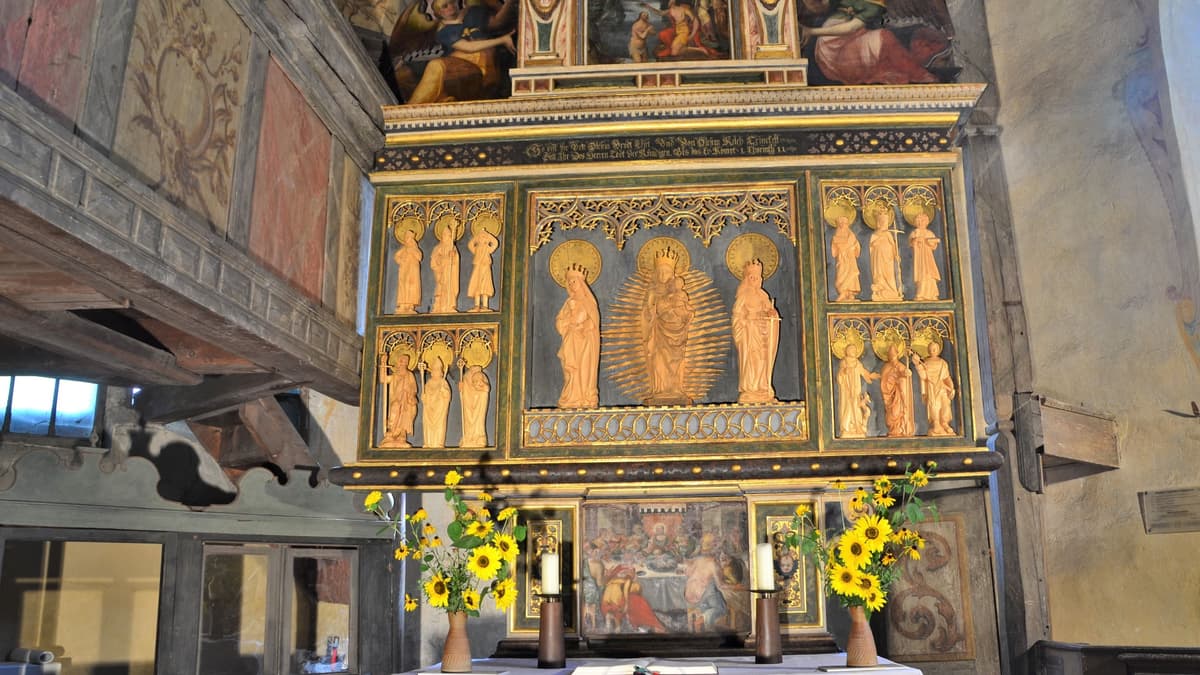 Alte Kirche Altar