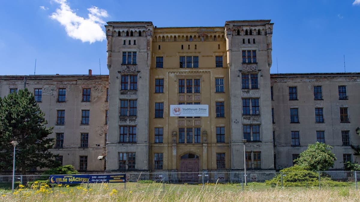 Mandaukaserne