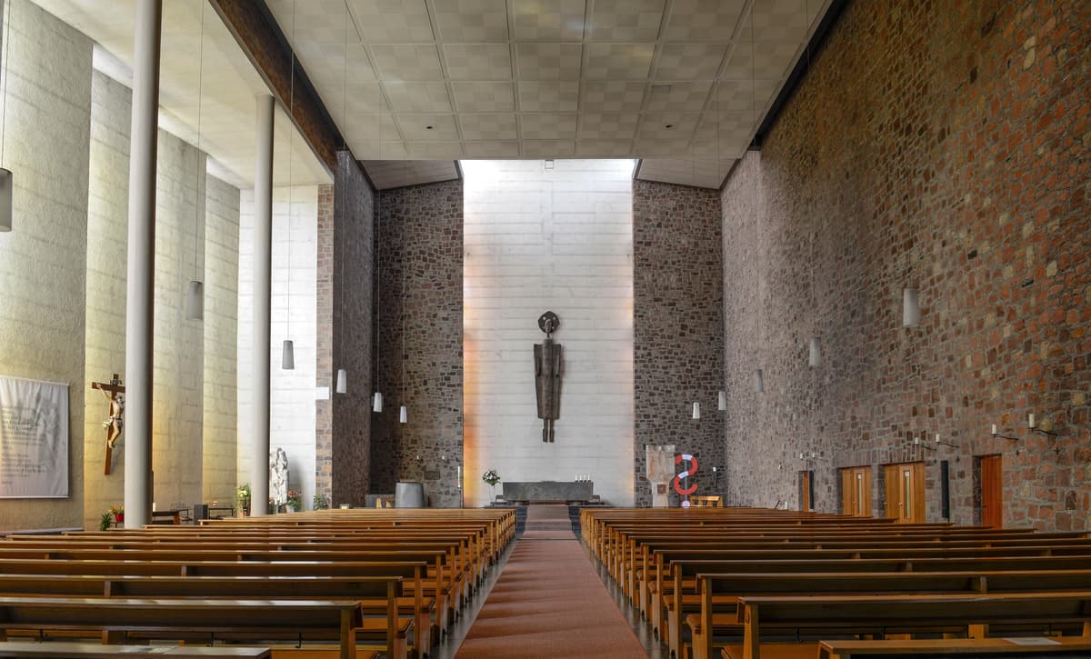 St. Peter und Paul Innenansicht nach Westen