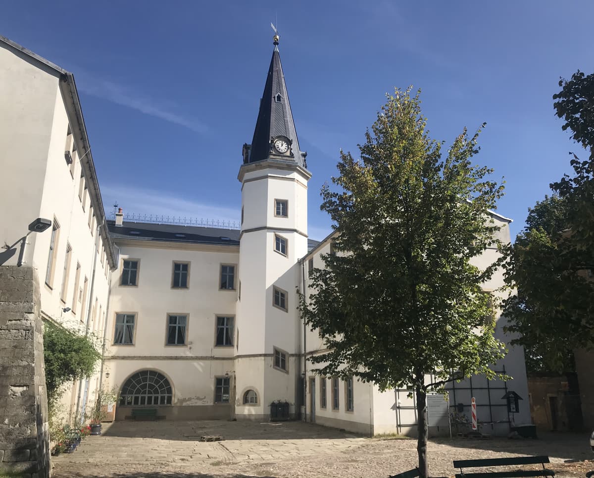 Schloss Nöthnitz, Innenhof