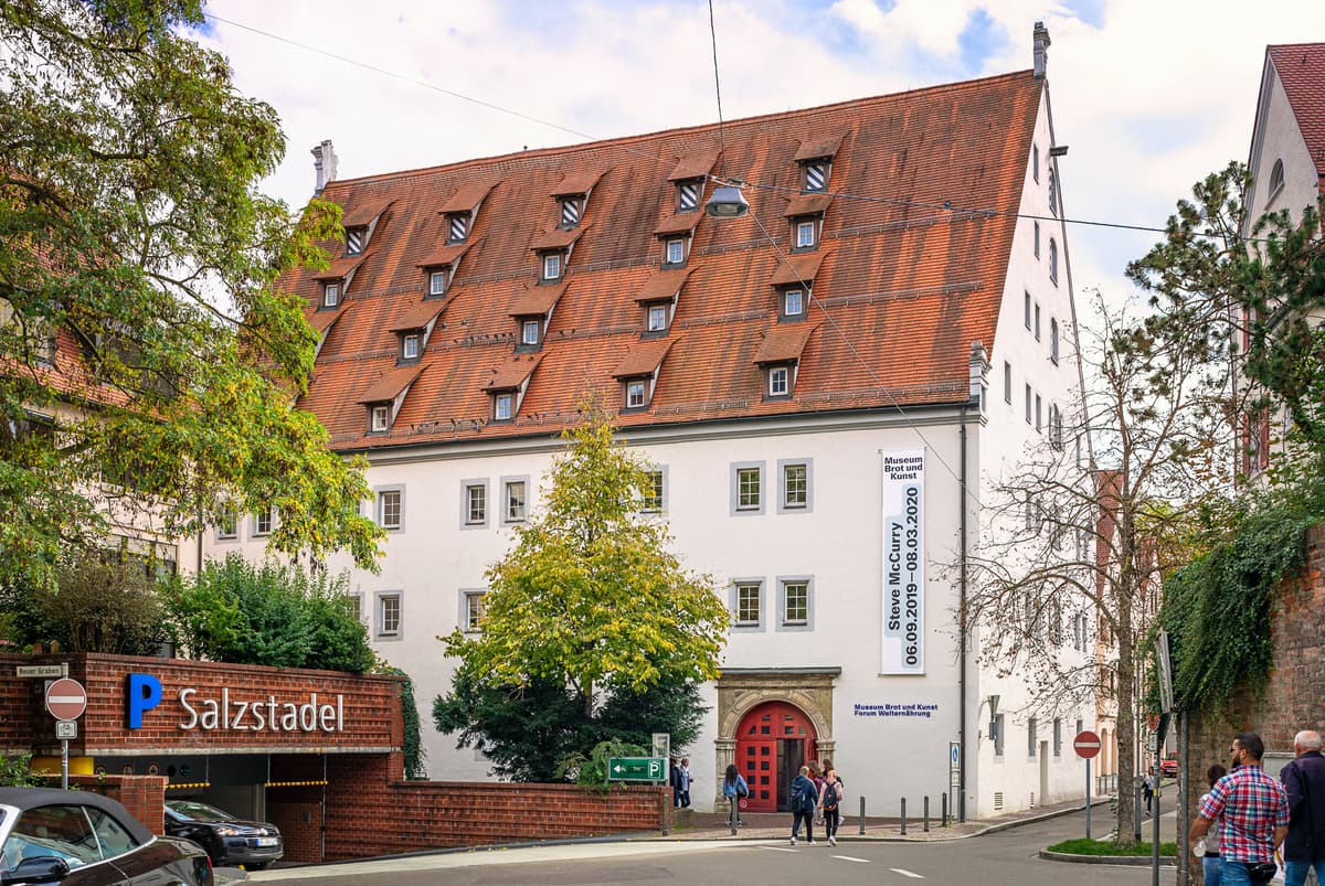 Museum - Eingangsportal