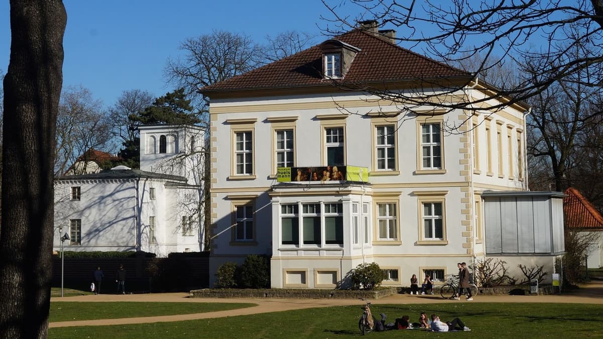 Direktorenvilla und weiße Villa