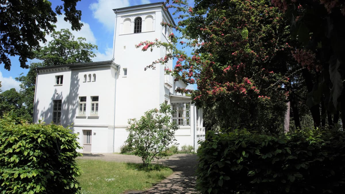 Weiße Villa