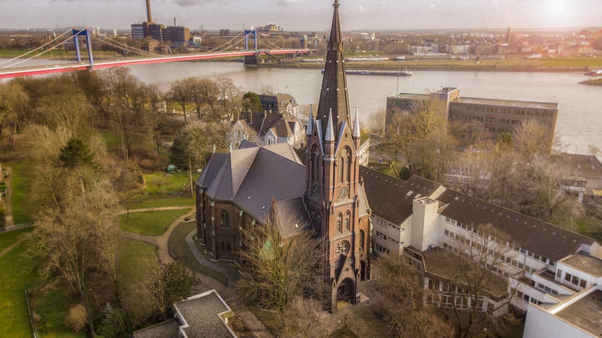 Rheinkirche Außenansicht