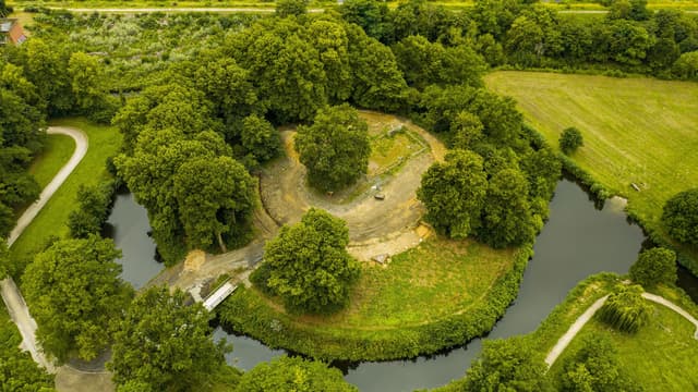 Burghügel Mark