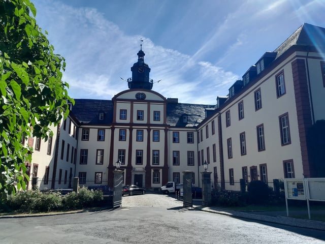 Residenzschloss mit Kapelle und Schlosspark