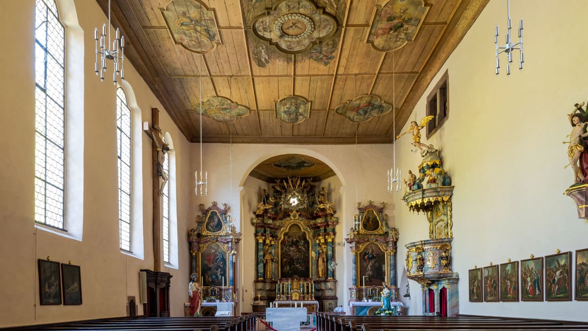 Kirche Wittichen Innenansicht Blick auf Altar