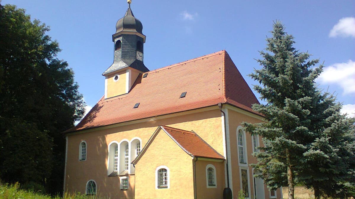 Dorf- und Gutskirche Otzdorf