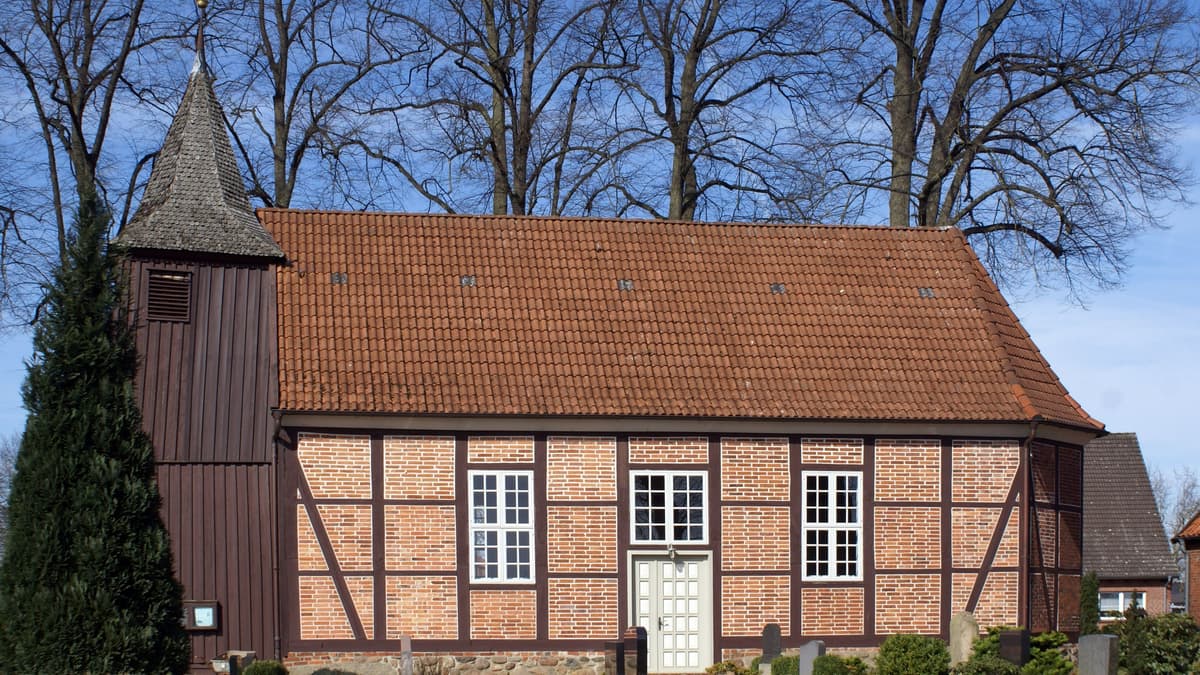 Kirche Worth Außen, Blickrichtung aus Süden