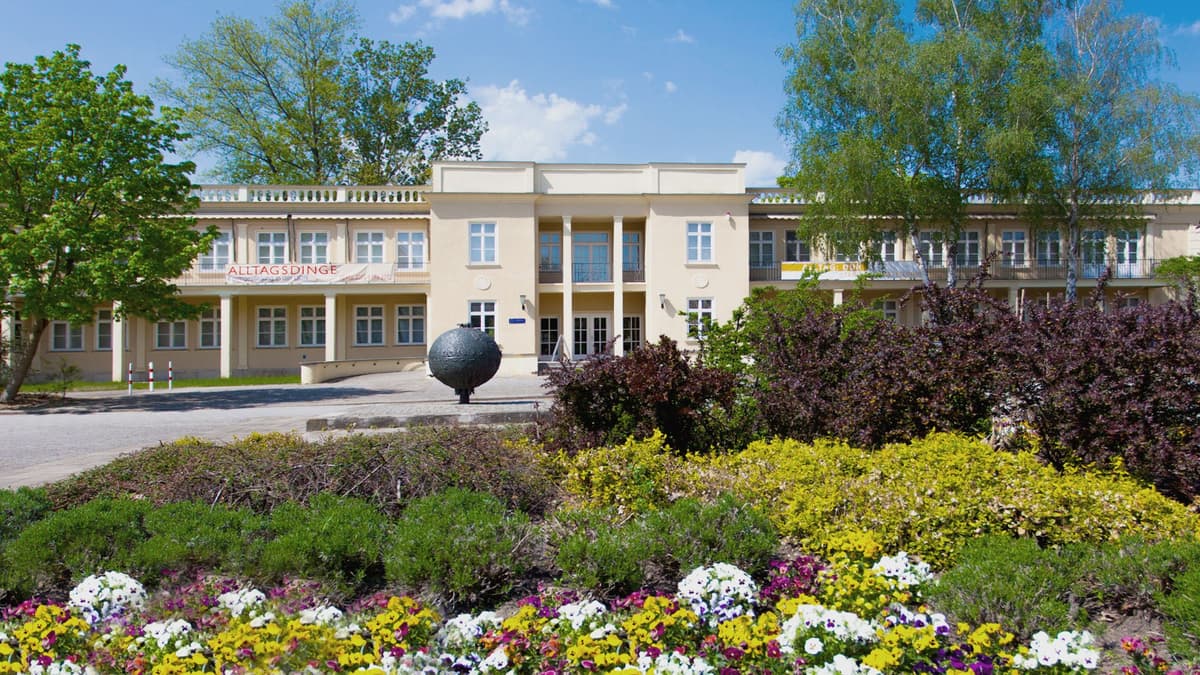 Blick auf das Museum Utopie und Alltag am Standort Eisenhüttenstadt