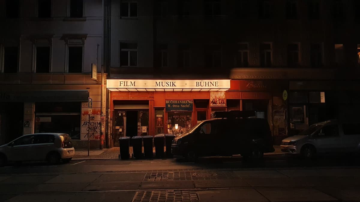 Eingang UT Connewitz