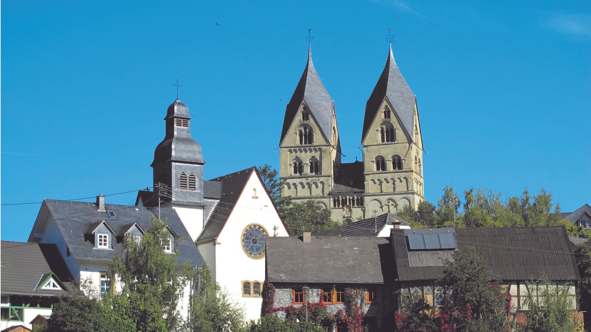 Dom und evangelische Kirche in Ravengiersburg