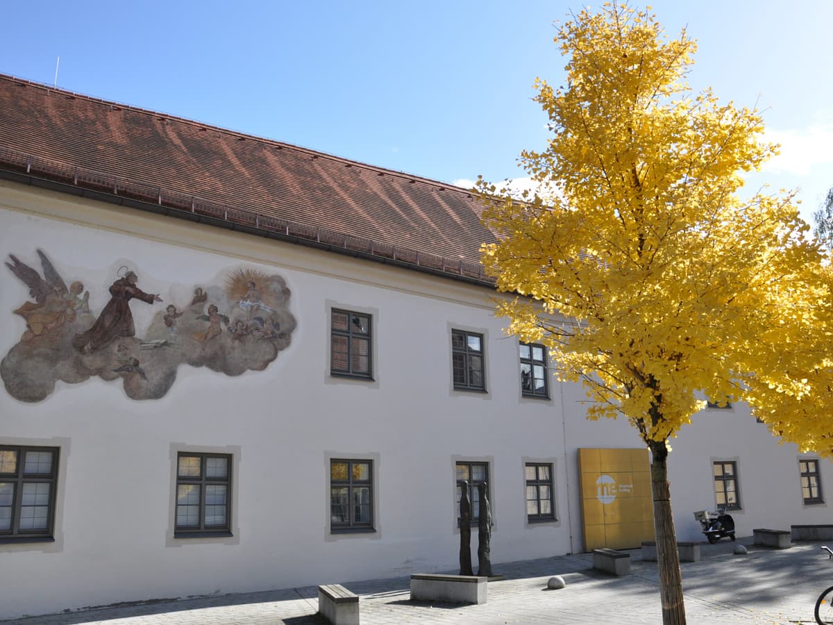 Außenansicht des Altbaus