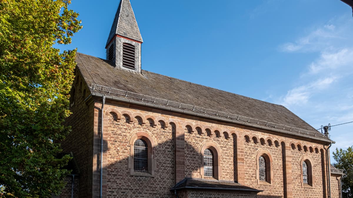 Katholische Kirche St. Antonius Mandel