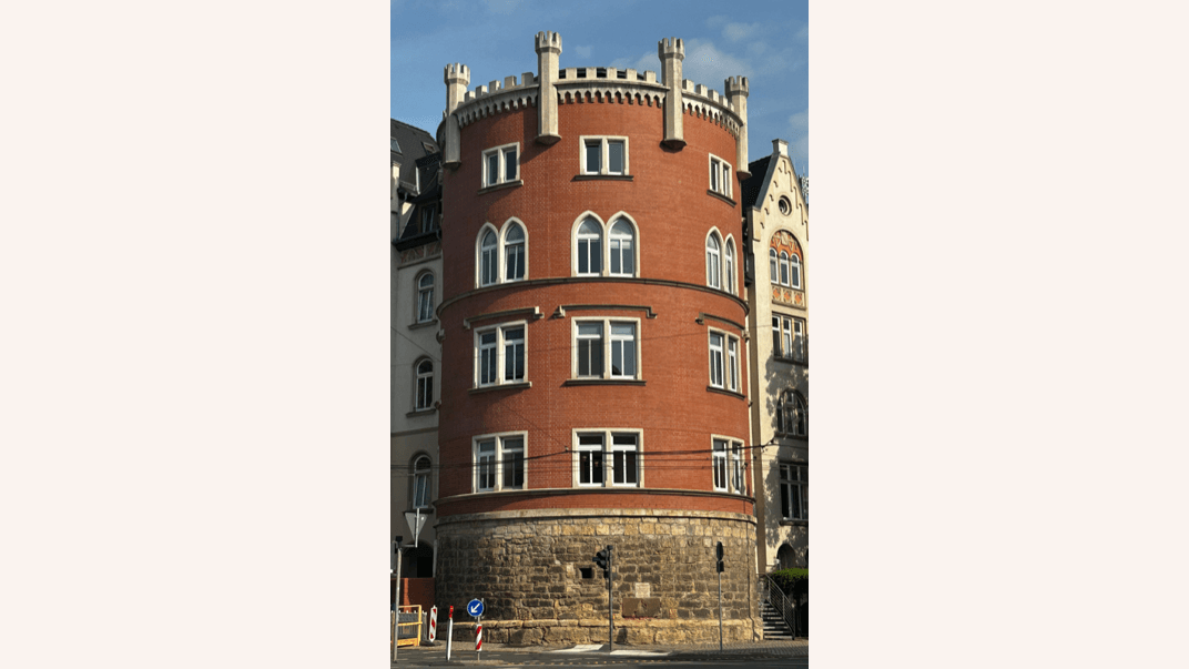 Der Rote Turm 2025