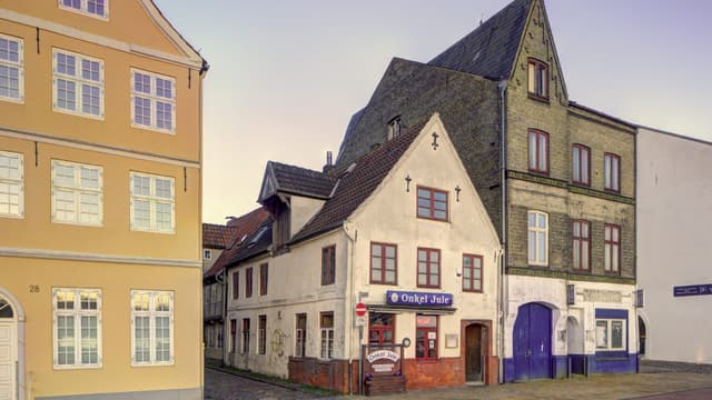 Historisches Schifferhaus - ehemalige Hafenkneipe "Onkel Jule"