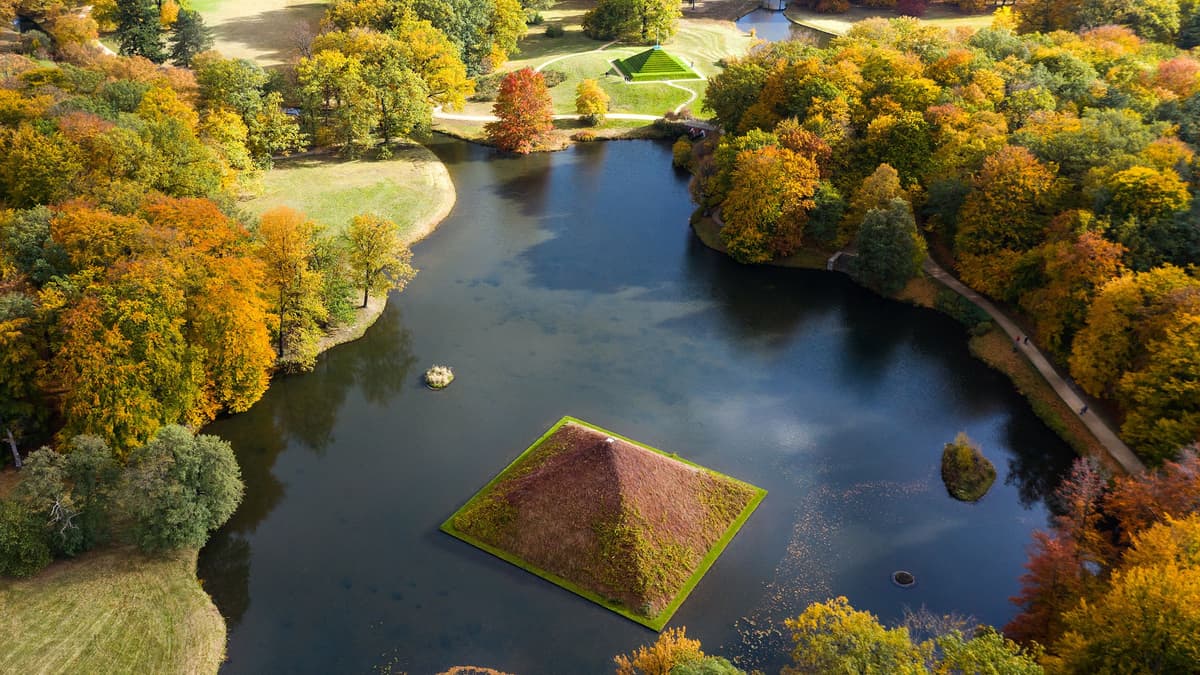 Pyramiden im Branitzer Park