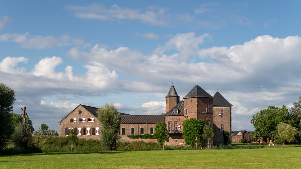 Burg Zelem – Westansicht