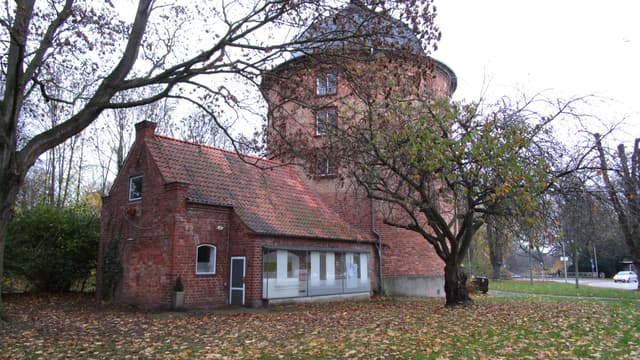 Ehemaliger Hochbunker