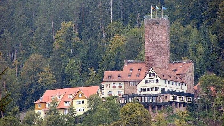 Frontansicht (Tal)