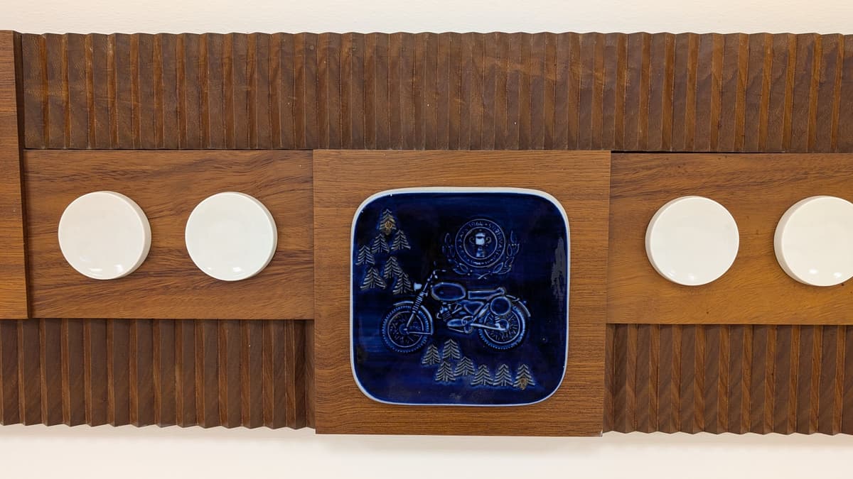 Kunst am Bau in der ehem. Suhler SED-Bezirksleitung